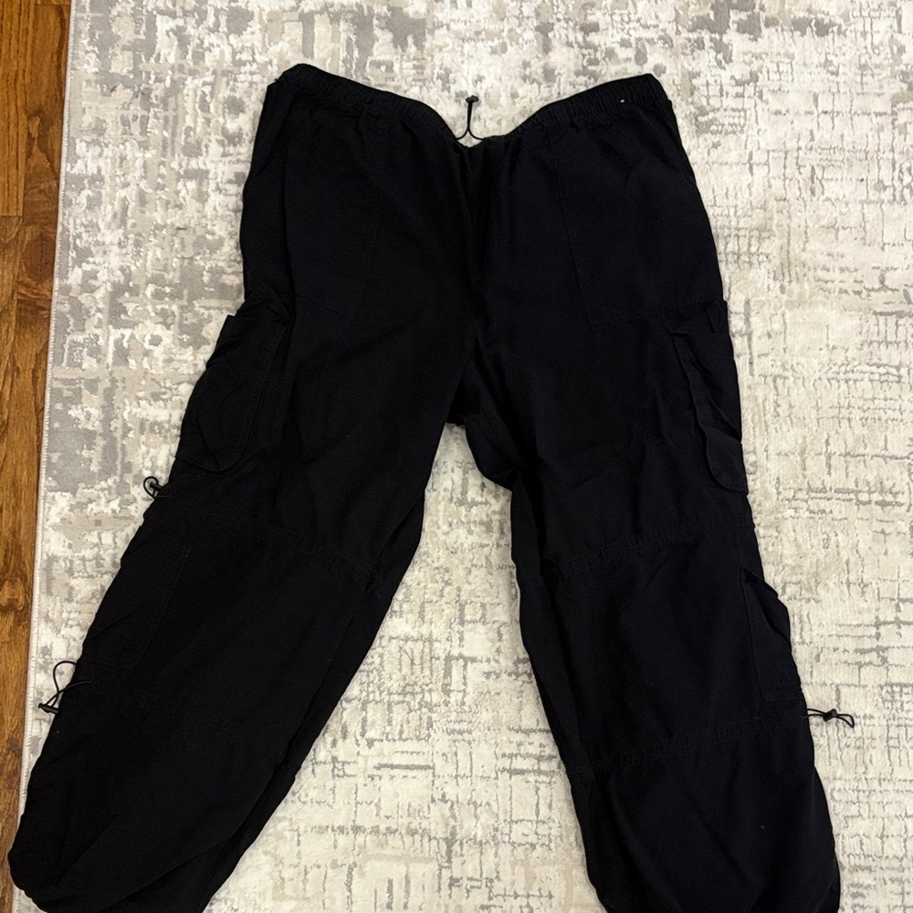 Women’s Black Cargo Pants